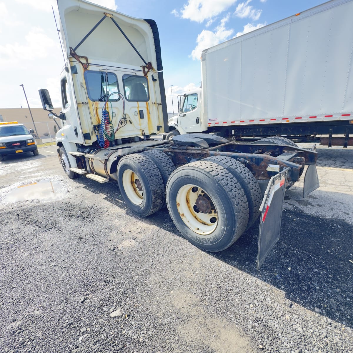 2017 Freightliner/Mercedes CASCADIA 125 673104