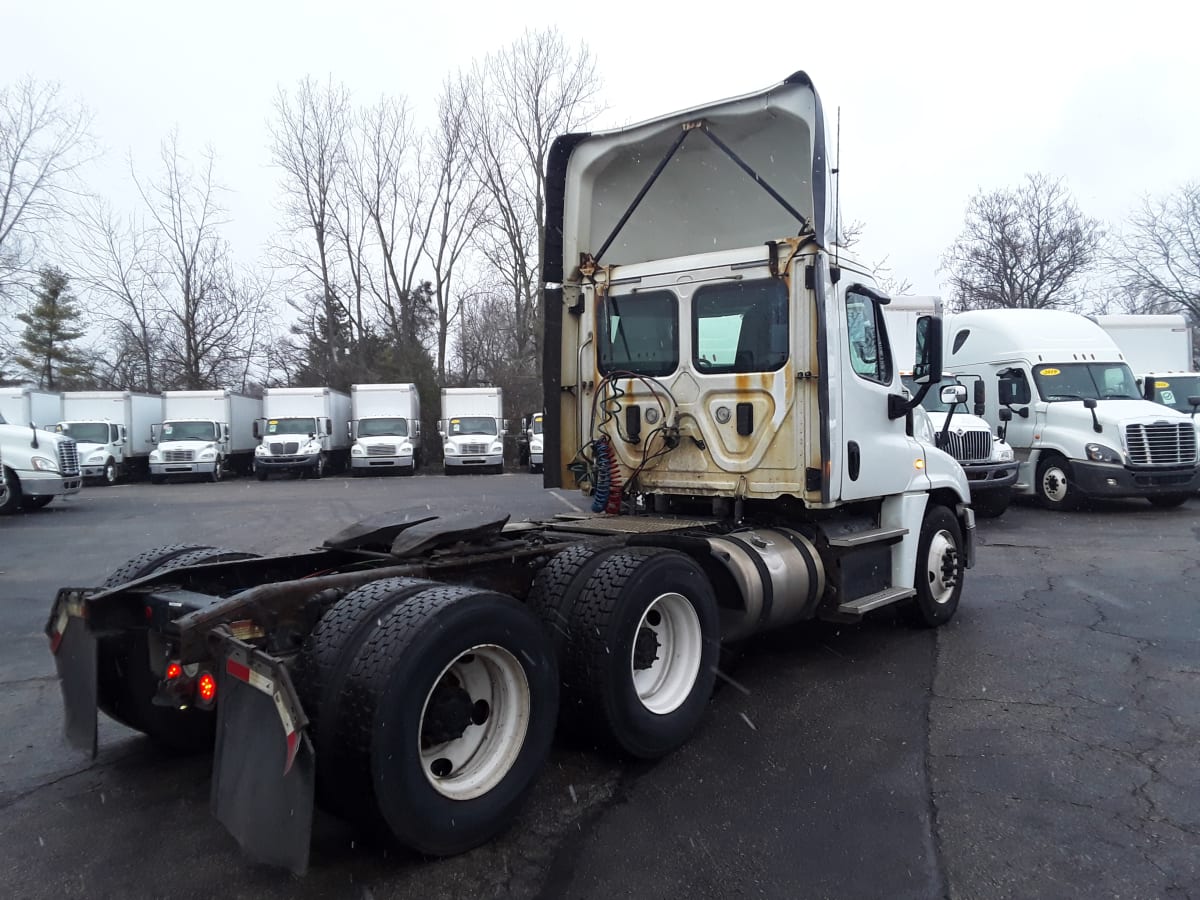 2017 Freightliner/Mercedes CASCADIA 125 673110