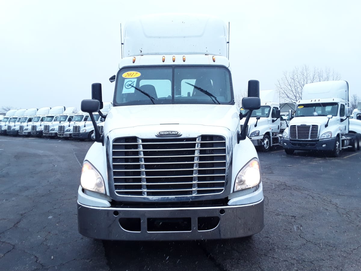 2017 Freightliner/Mercedes CASCADIA 125 673110