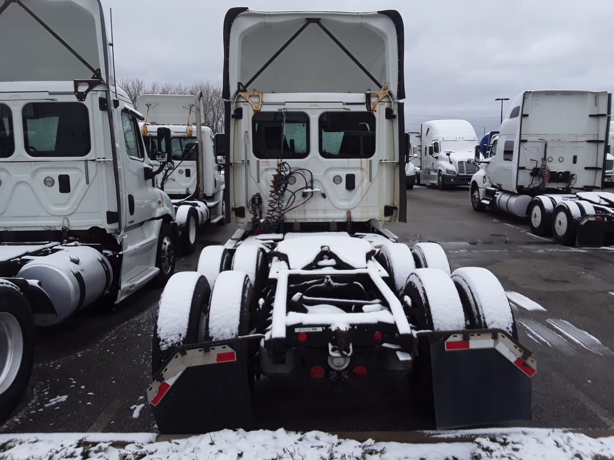 2017 Freightliner/Mercedes CASCADIA 125 673152