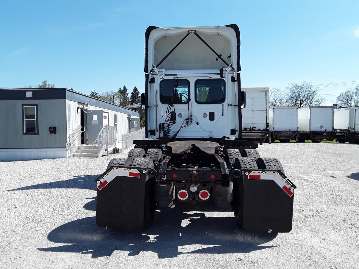 2017 Freightliner/Mercedes CASCADIA 125 673165