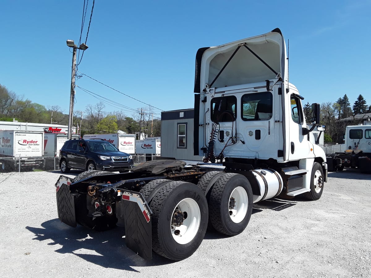 2017 Freightliner/Mercedes CASCADIA 125 673165