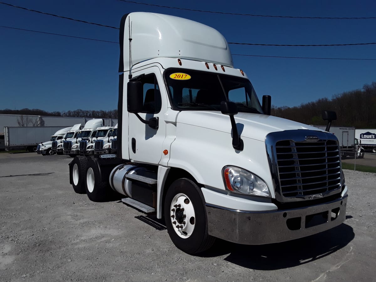 2017 Freightliner/Mercedes CASCADIA 125 673165