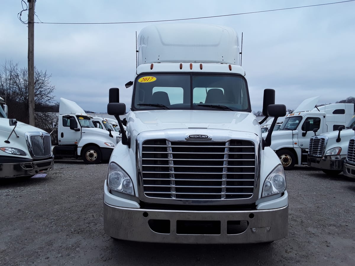 2017 Freightliner/Mercedes CASCADIA 125 673166