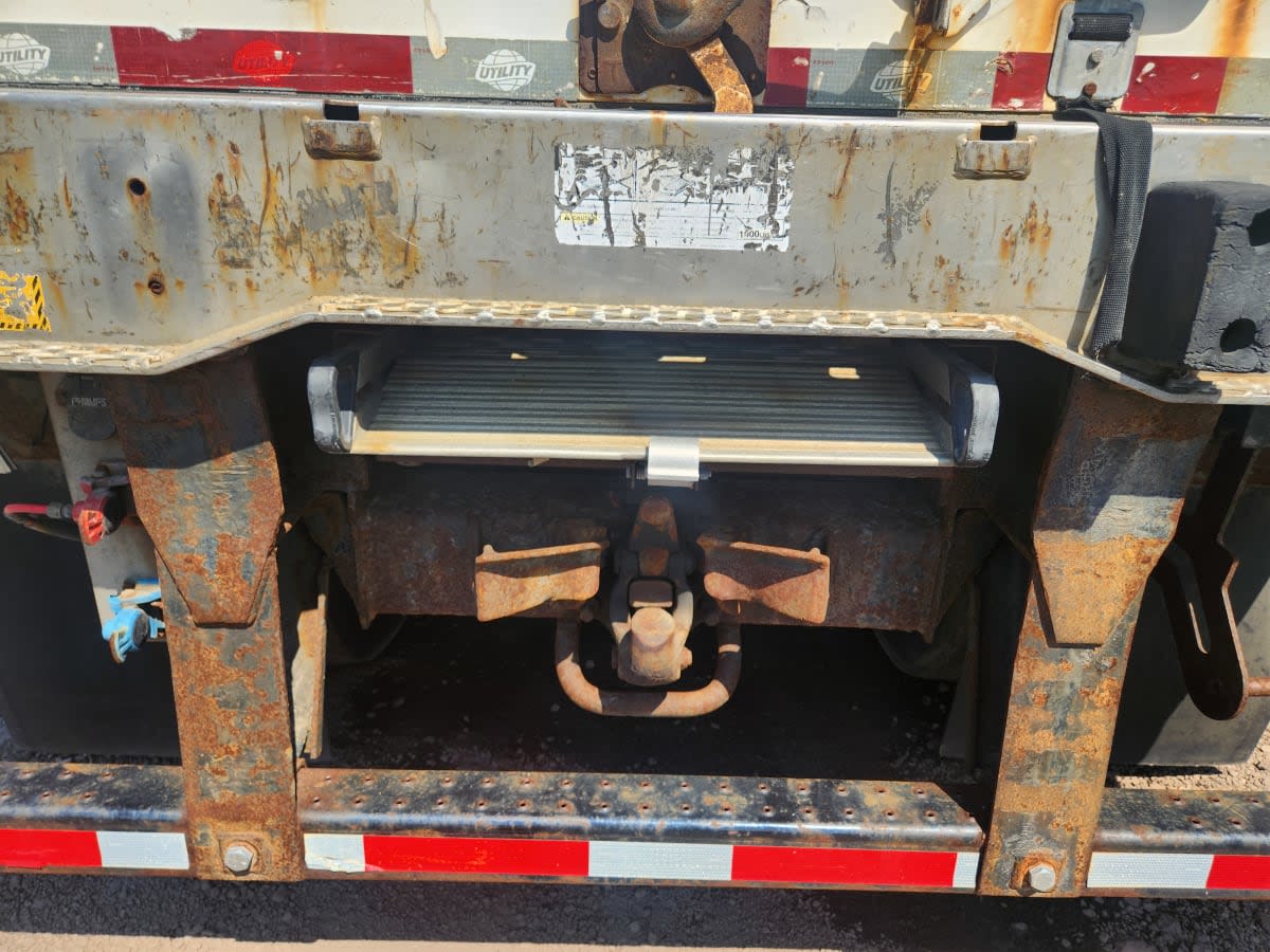 2017 Utility Trailers VS1R-28/150/96 673170