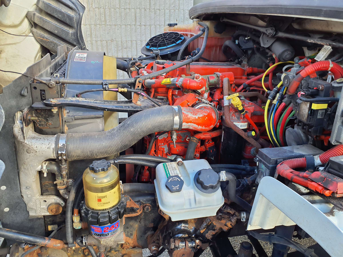 2017 Freightliner/Mercedes M2 106 673283