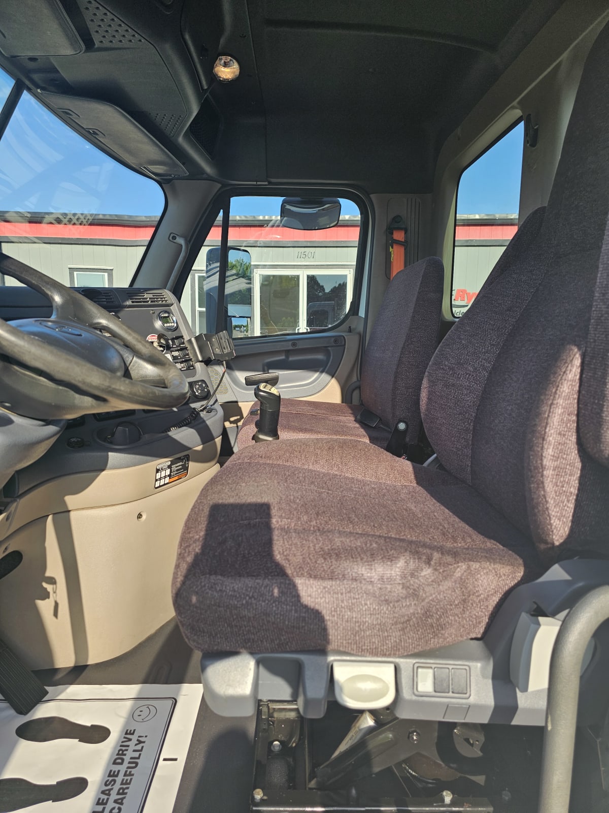 2017 Freightliner/Mercedes CASCADIA 125 673286