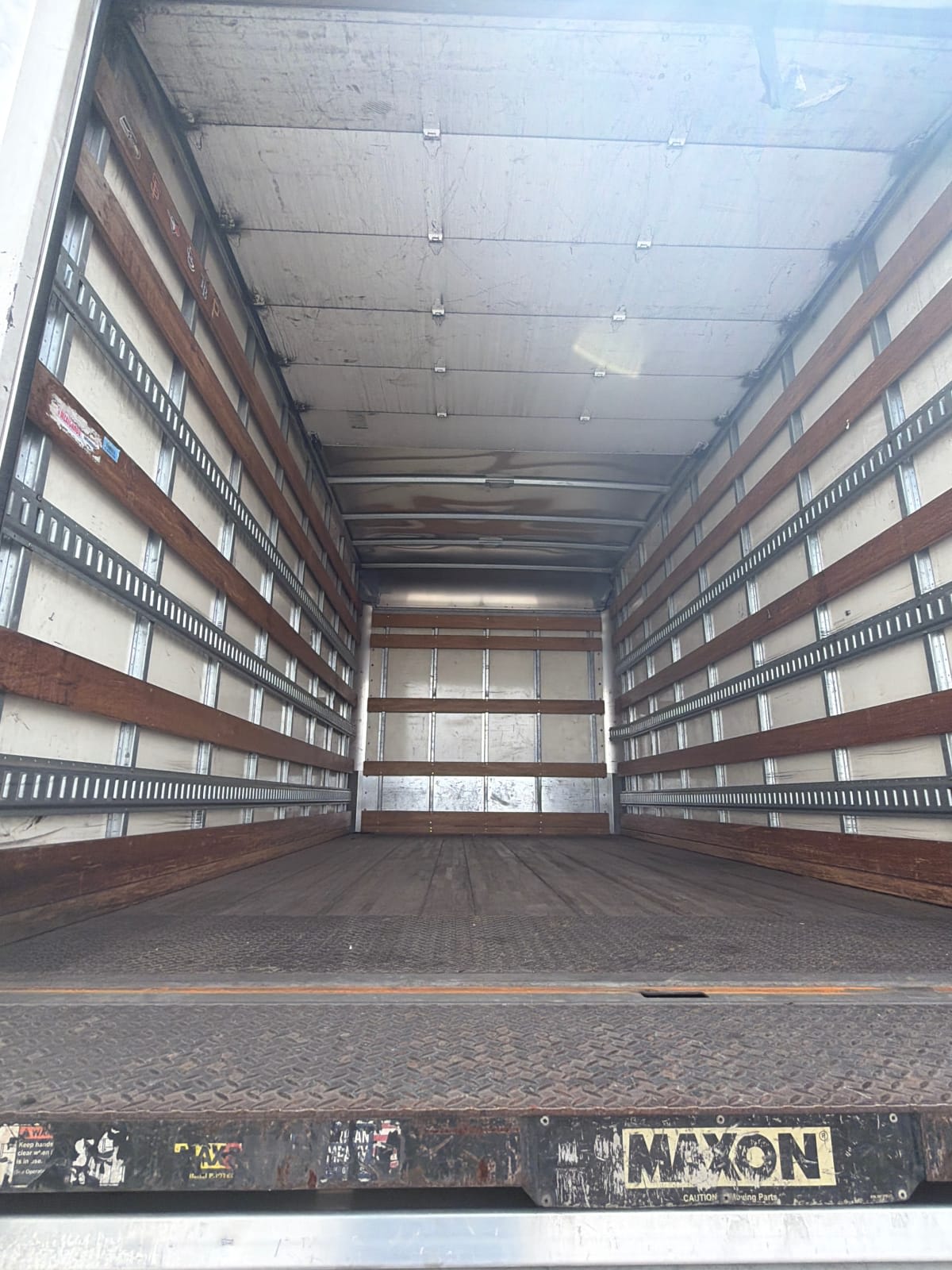 2017 Freightliner/Mercedes M2 106 673299