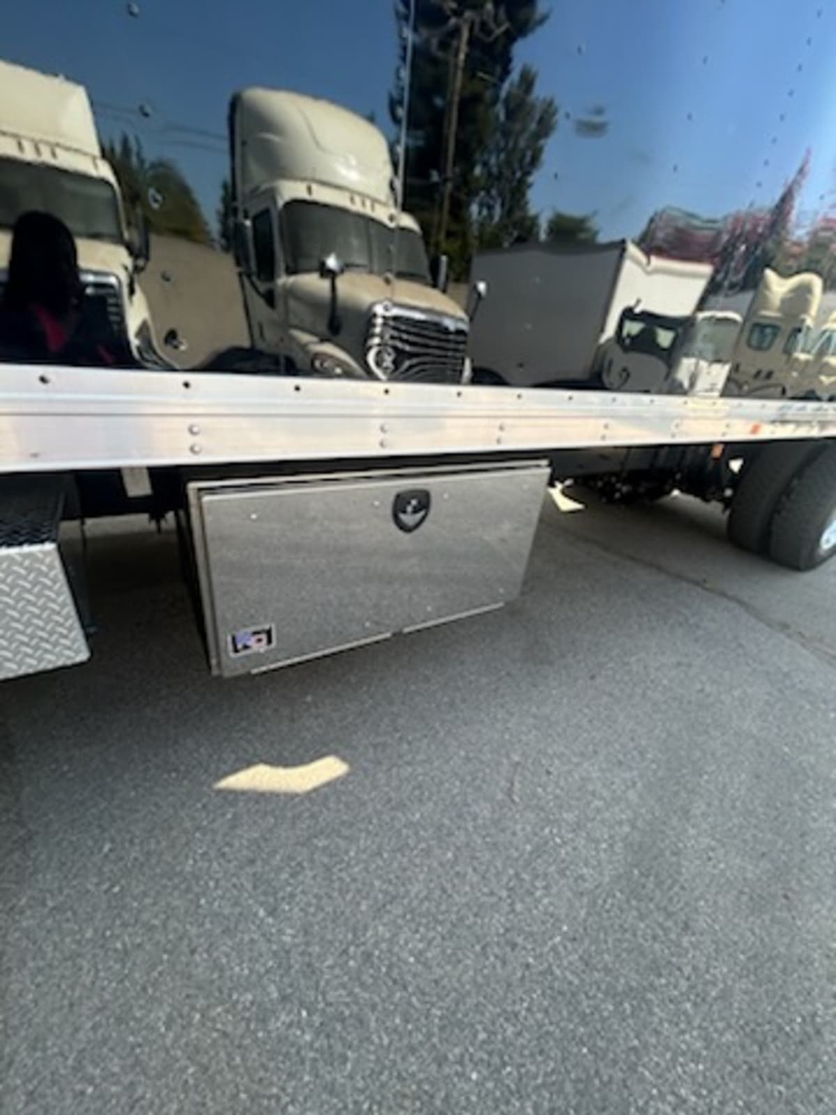 2017 Freightliner/Mercedes M2 106 673301