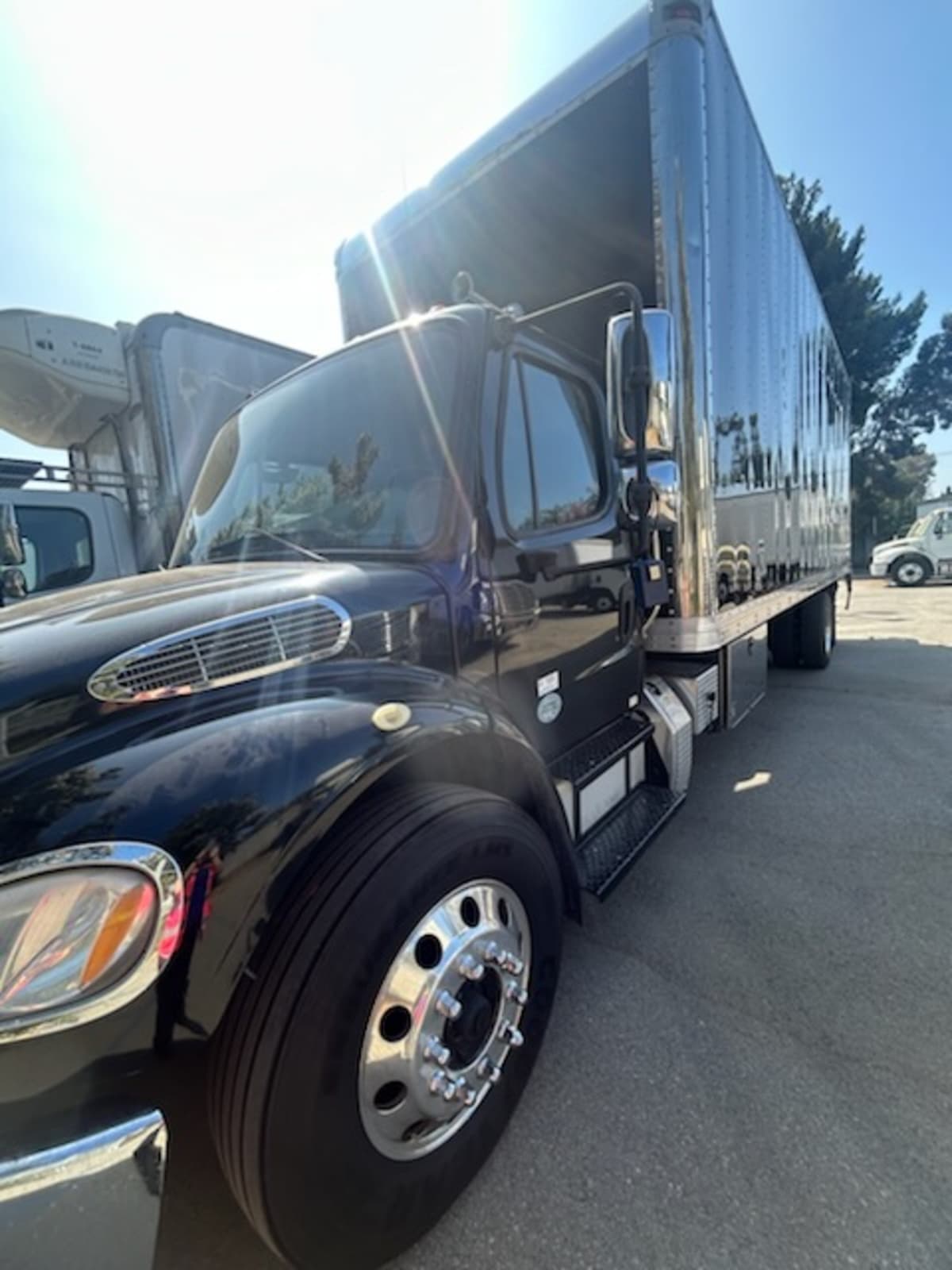 2017 Freightliner/Mercedes M2 106 673301