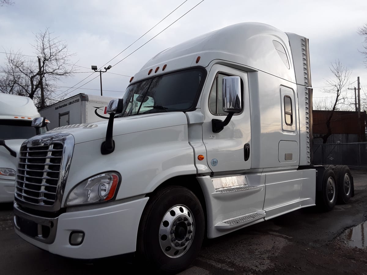 2017 Freightliner/Mercedes CASCADIA 125 673316