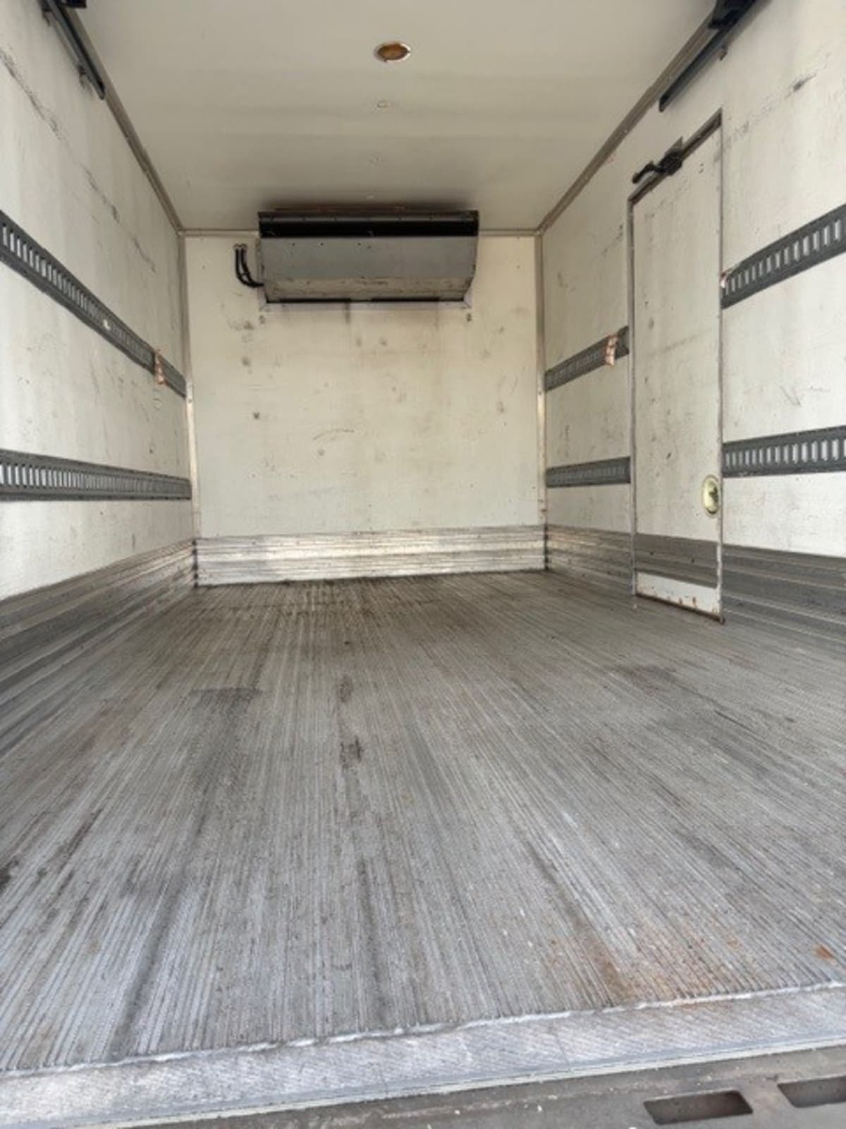 2017 Freightliner/Mercedes M2 106 673341