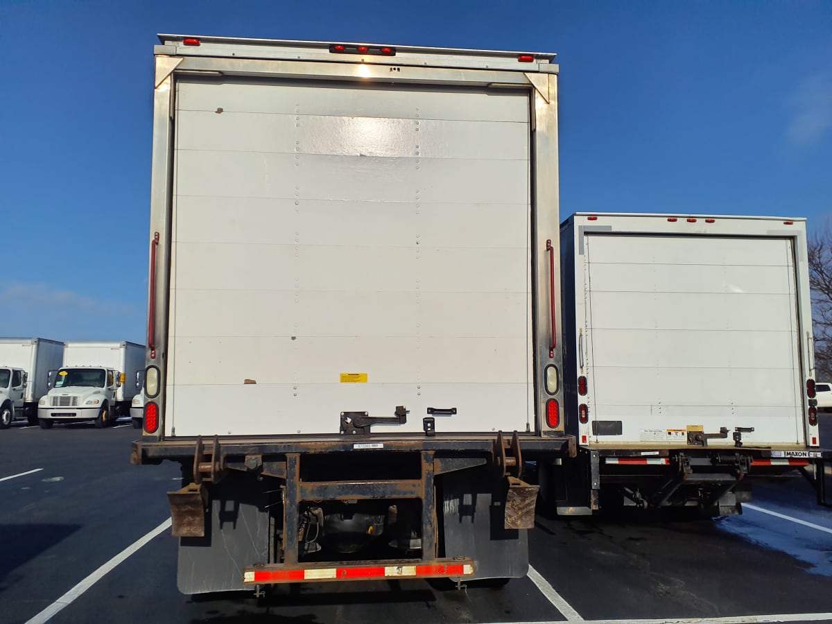 2017 Freightliner/Mercedes M2 106 673365