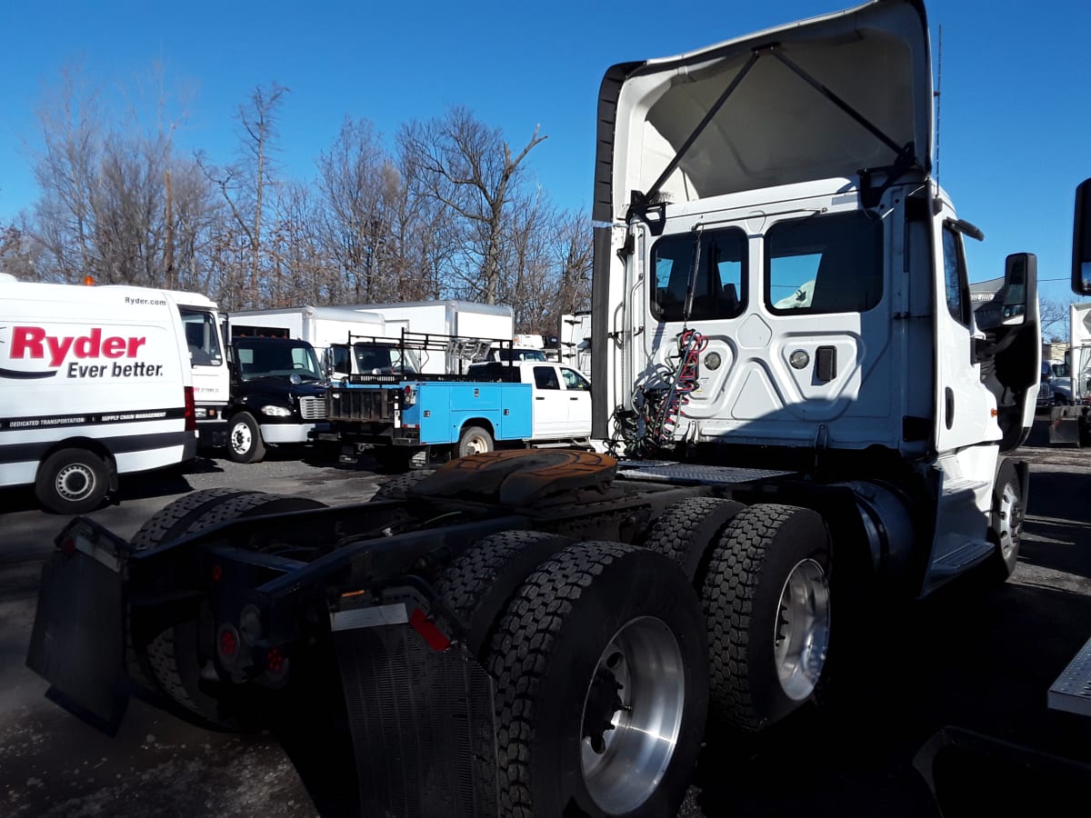 2017 Freightliner/Mercedes CASCADIA 125 673397