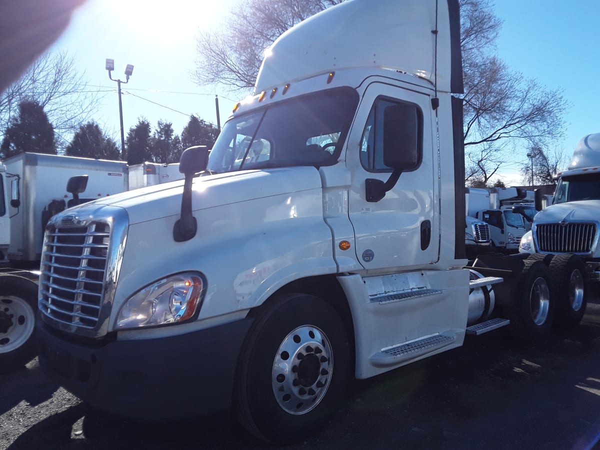 2017 Freightliner/Mercedes CASCADIA 125 673397