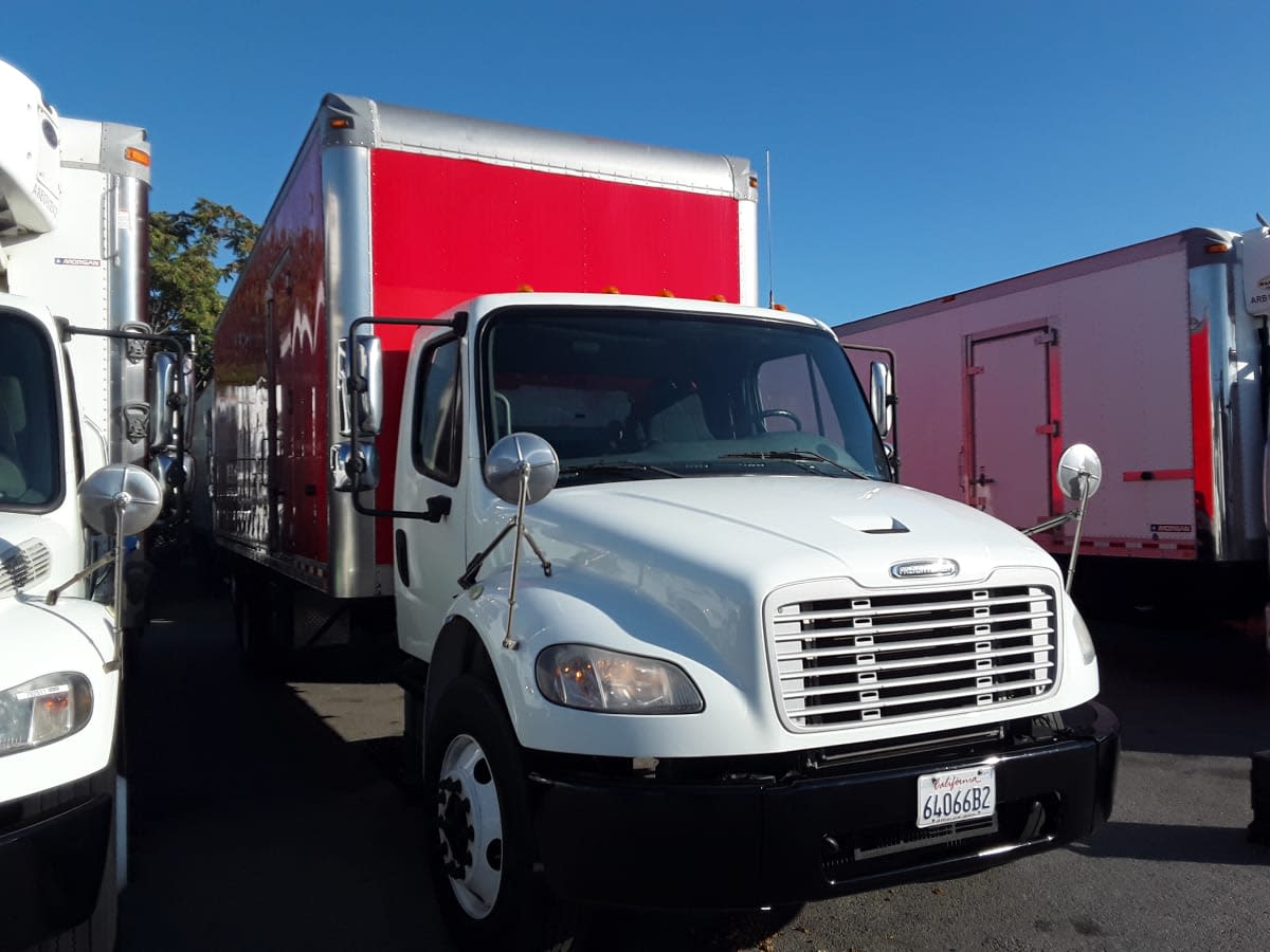 2017 Freightliner/Mercedes M2 106 673430
