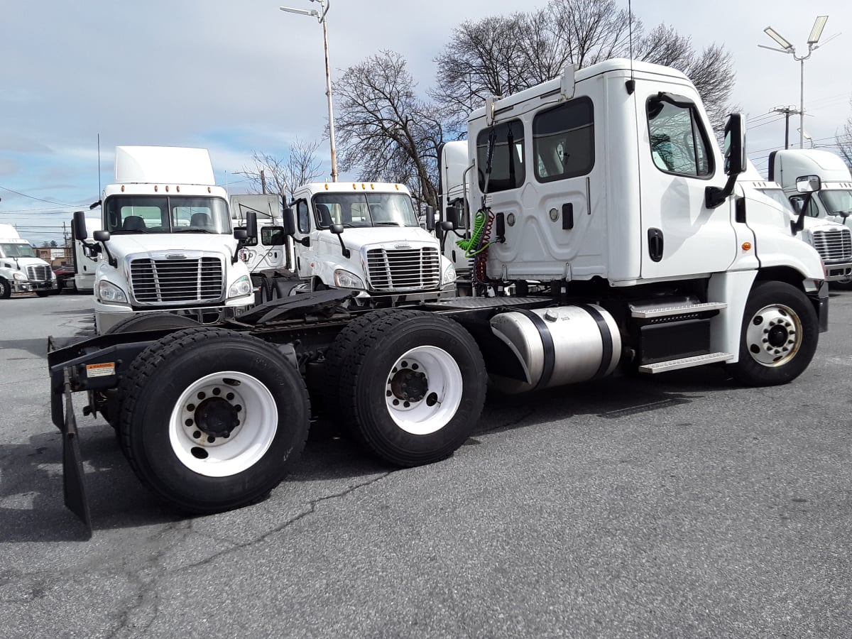 2017 Freightliner/Mercedes CASCADIA 125 673522