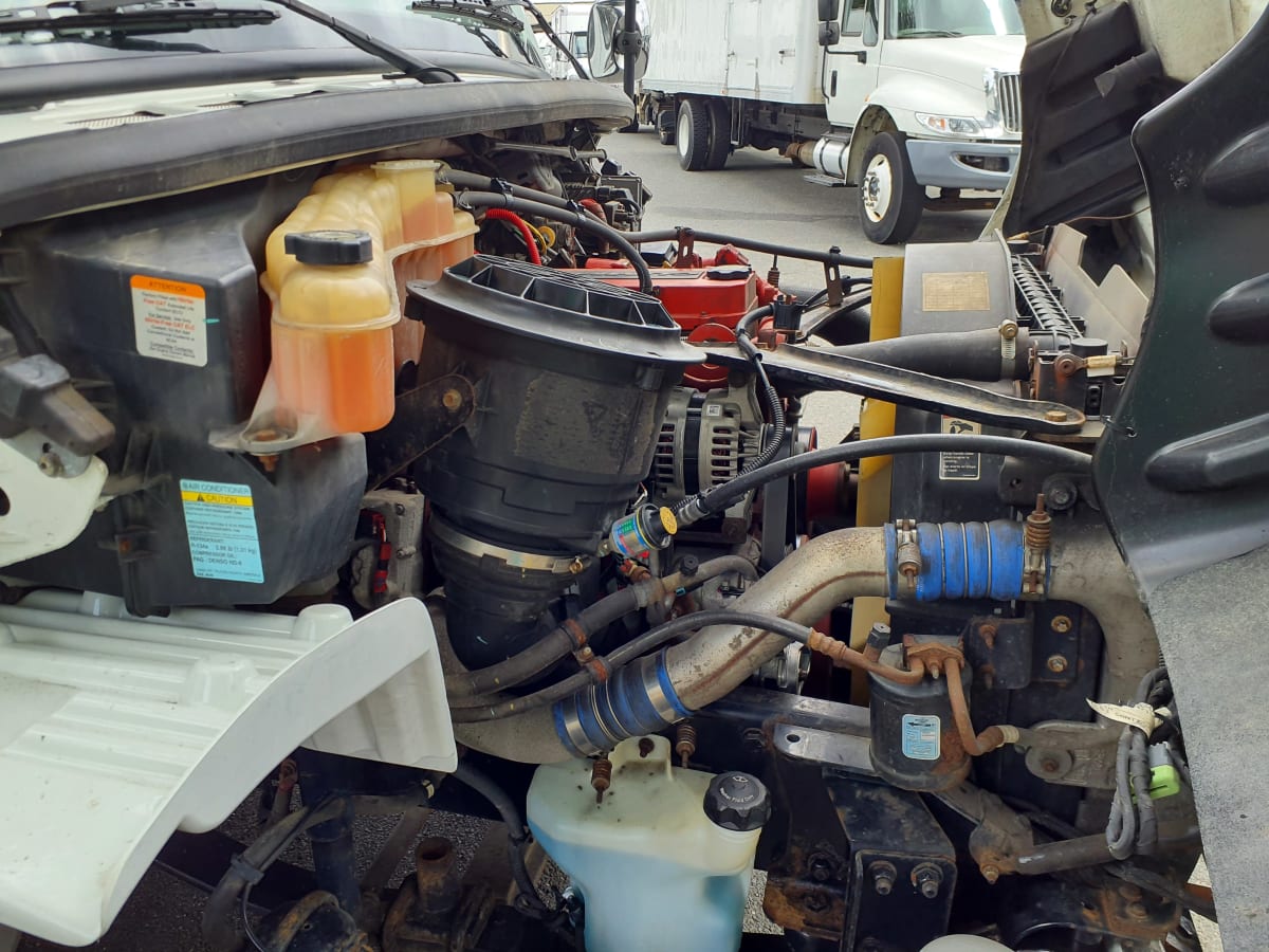 2017 Freightliner/Mercedes M2 106 673605