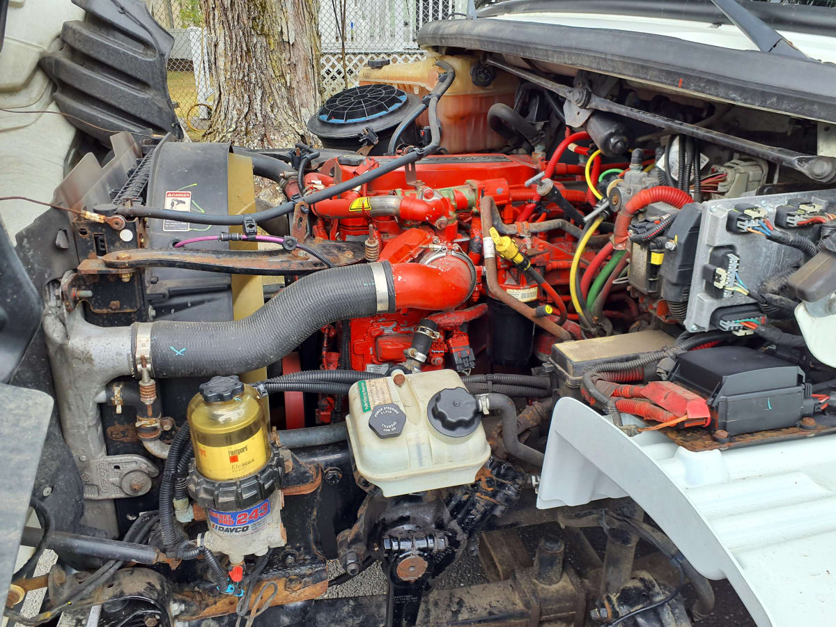 2017 Freightliner/Mercedes M2 106 673605