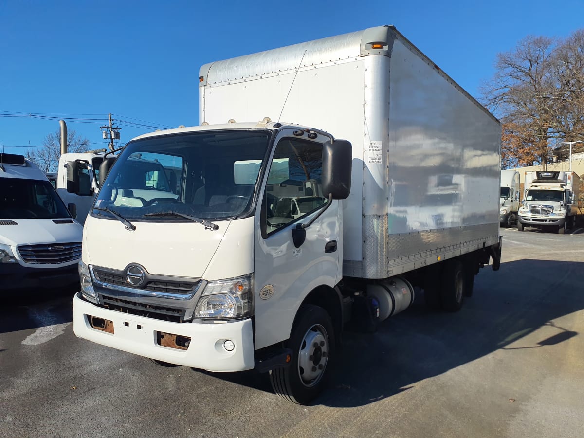 2017 Hino HINO 195 673608