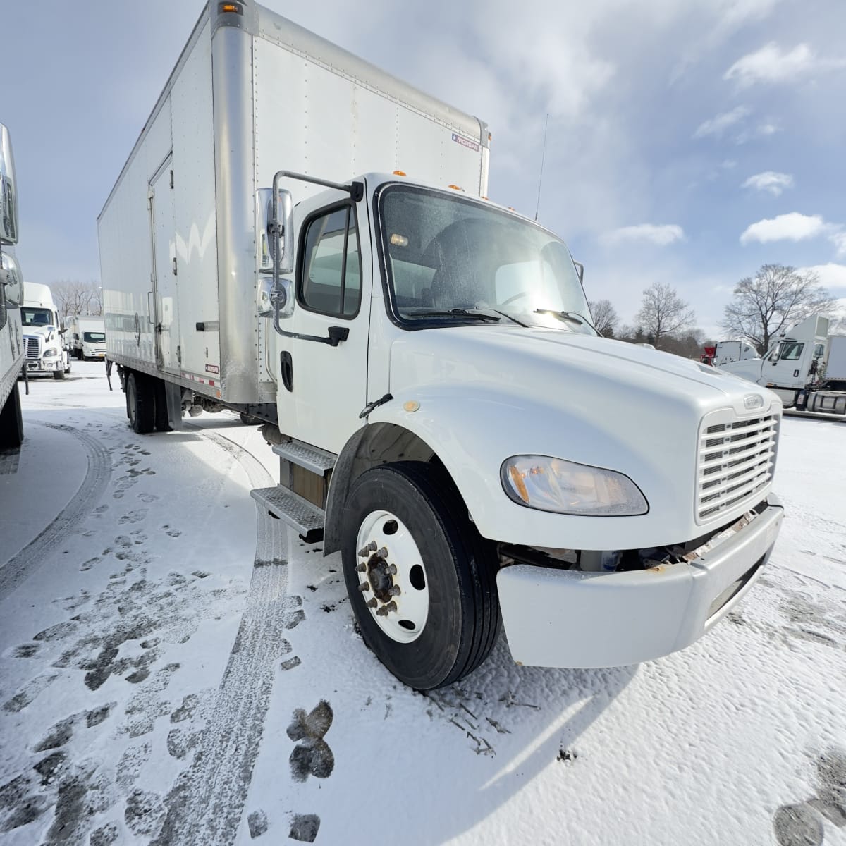 2017 Freightliner/Mercedes M2 106 673611