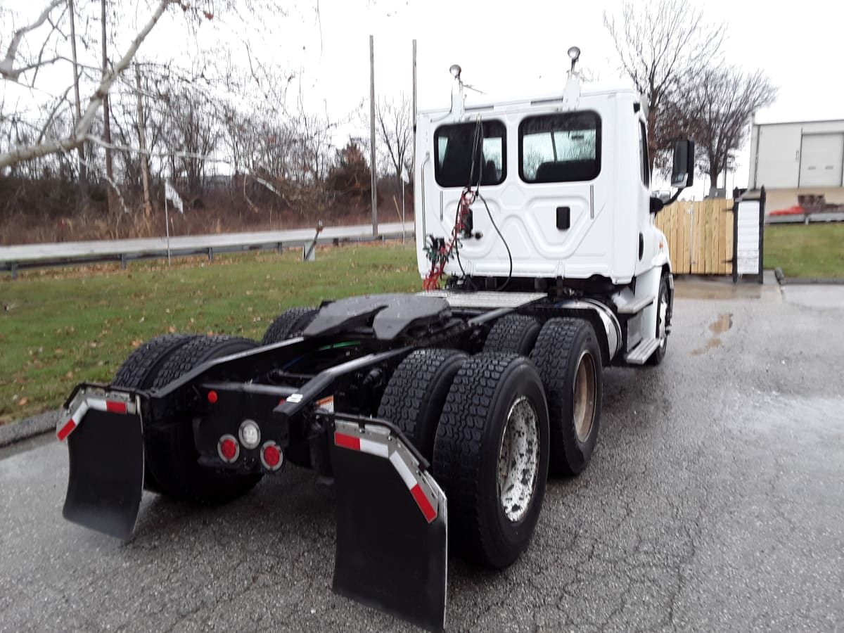 2017 Freightliner/Mercedes CASCADIA 113 673623