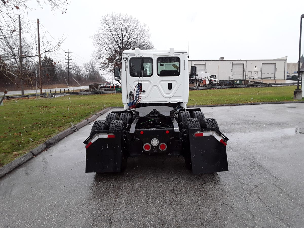 2017 Freightliner/Mercedes CASCADIA 113 673624