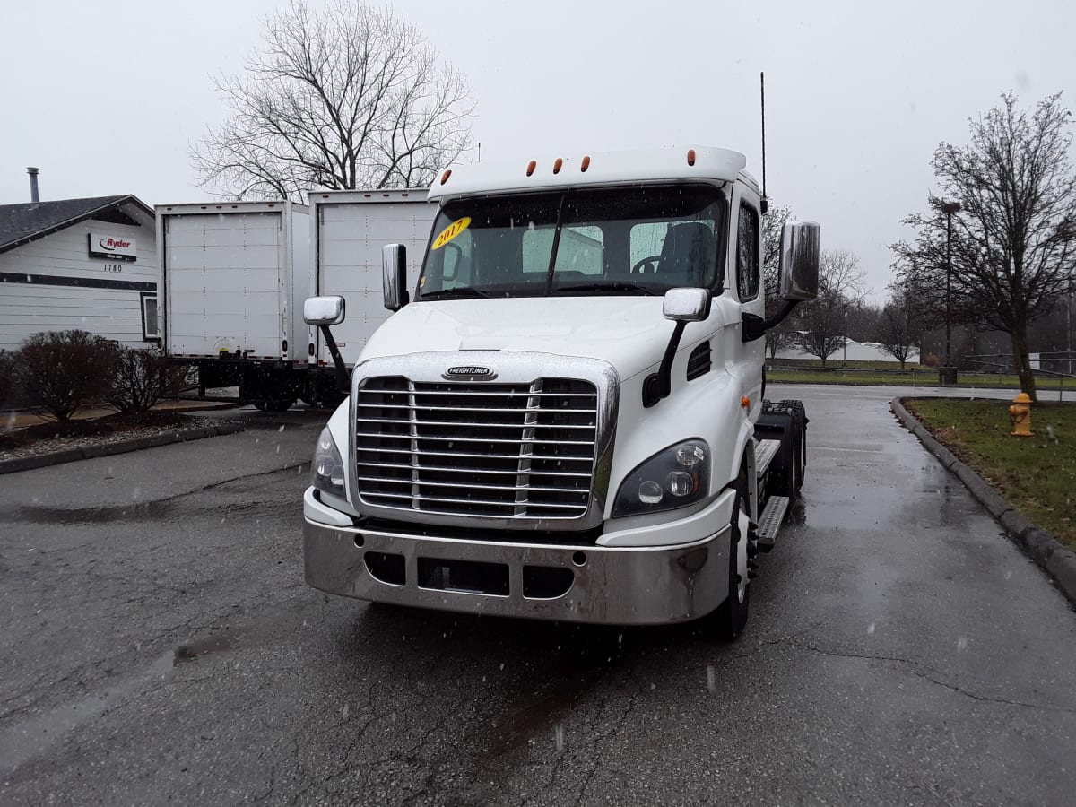 2017 Freightliner/Mercedes CASCADIA 113 673624