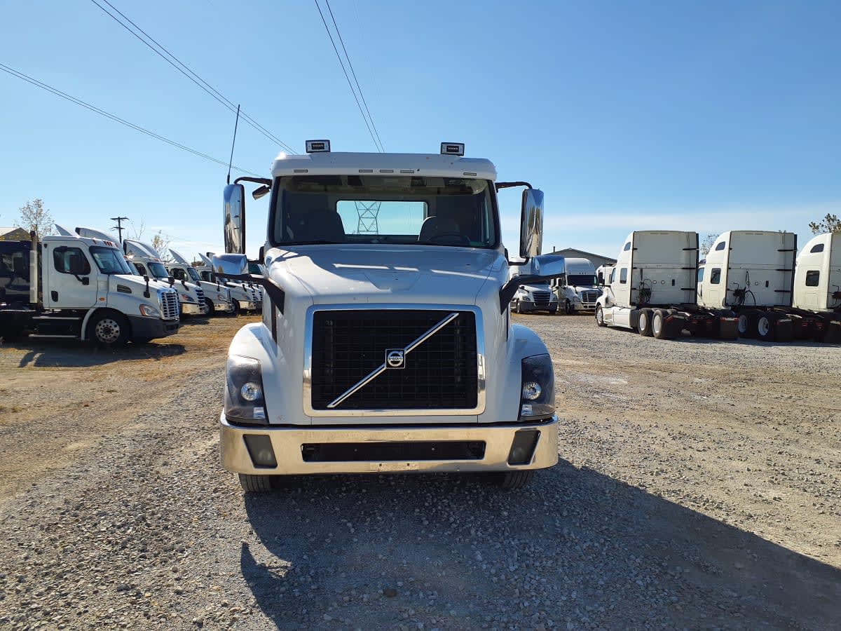 2017 Volvo VNL64TRACTOR 673644