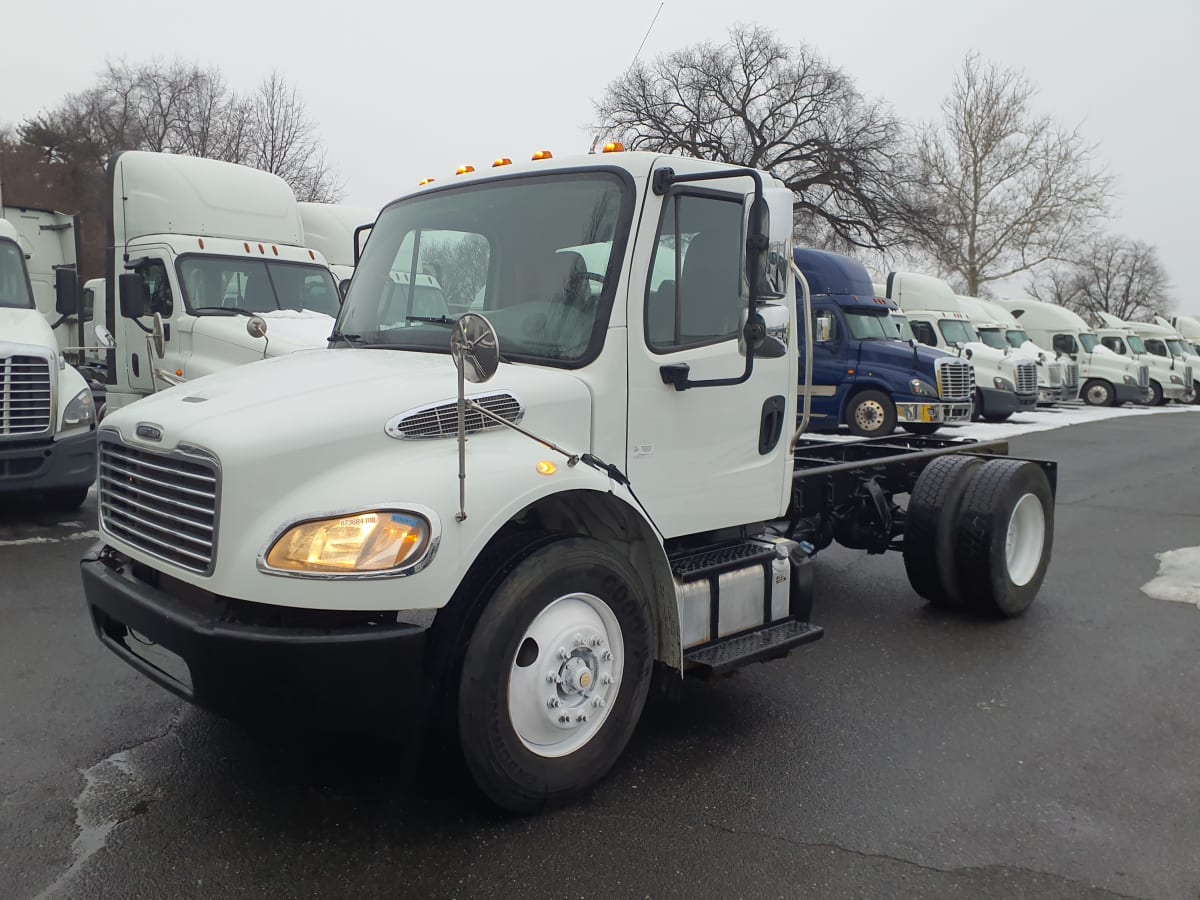 2017 Freightliner/Mercedes M2 106 673684