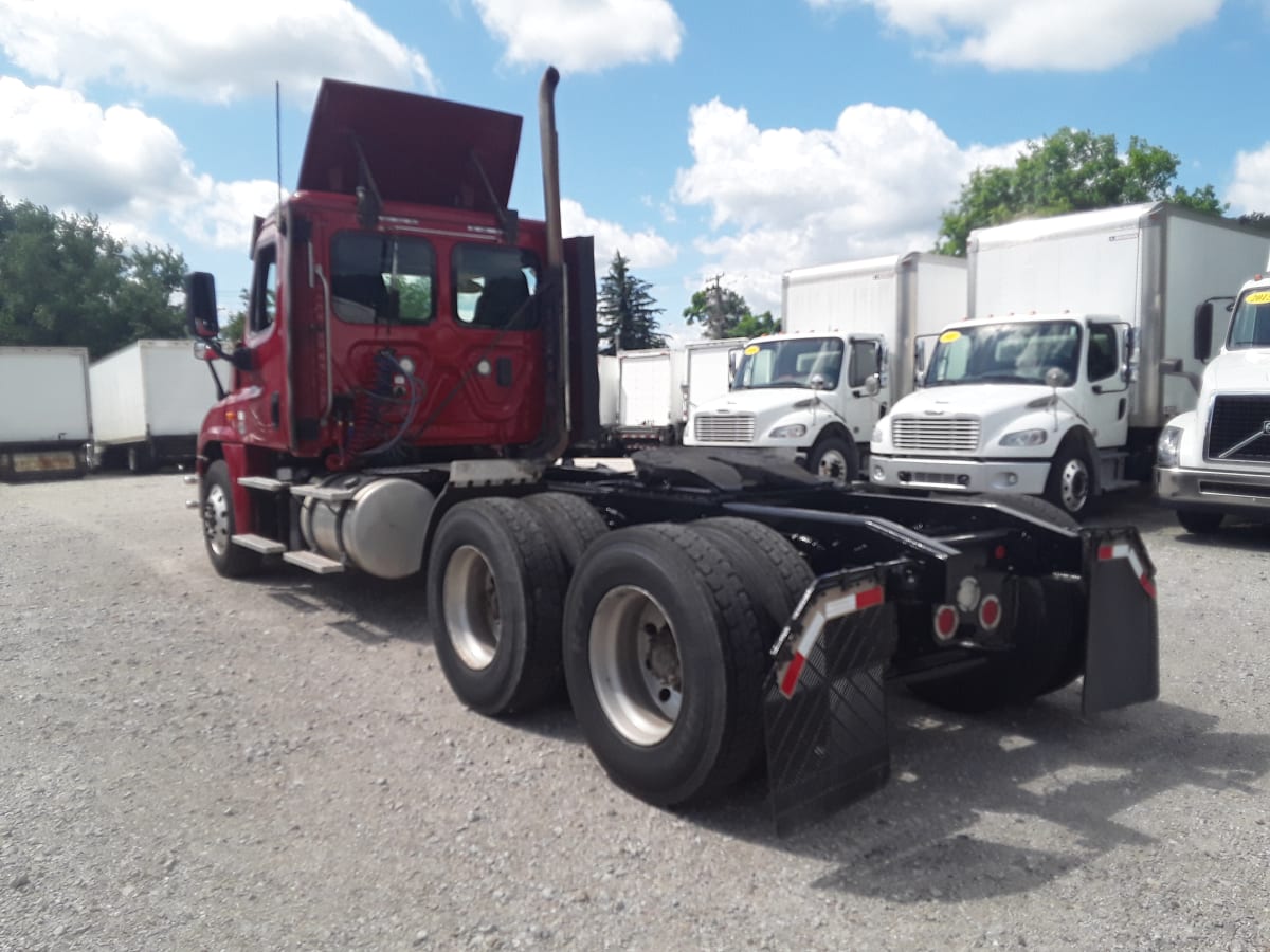 2017 Freightliner/Mercedes CASCADIA 125 673690