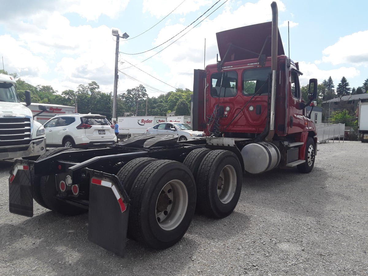 2017 Freightliner/Mercedes CASCADIA 125 673690