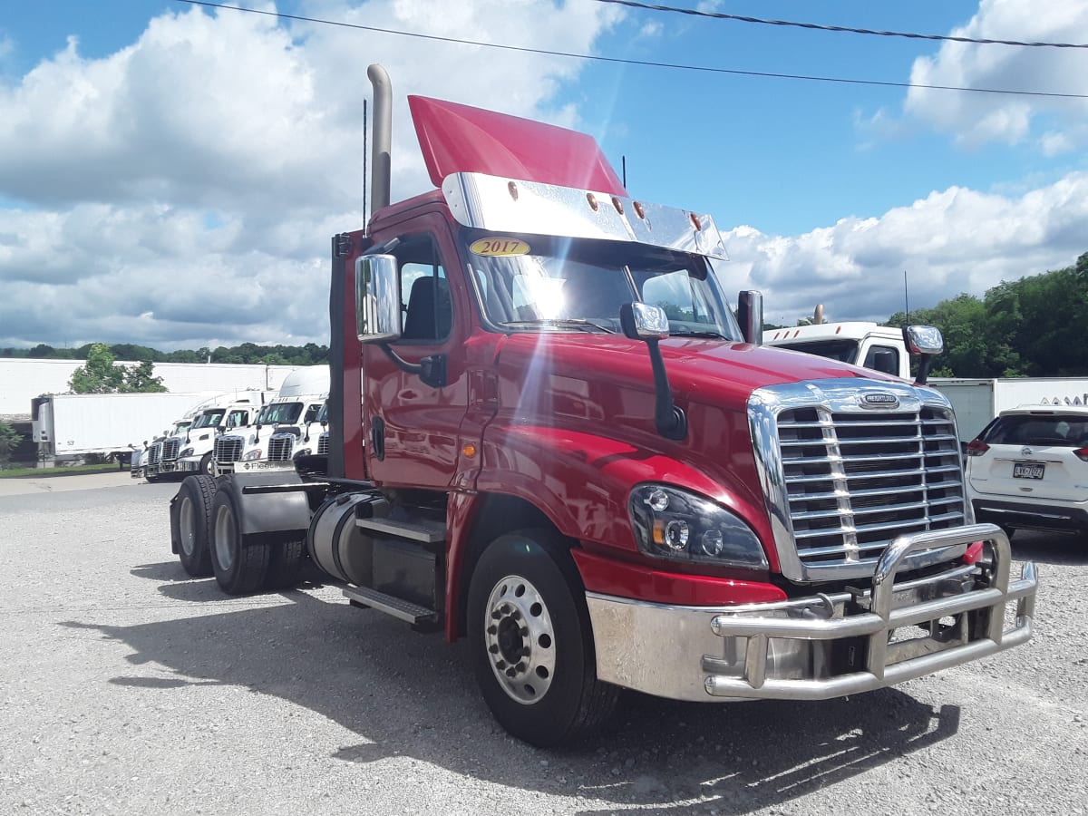 2017 Freightliner/Mercedes CASCADIA 125 673690