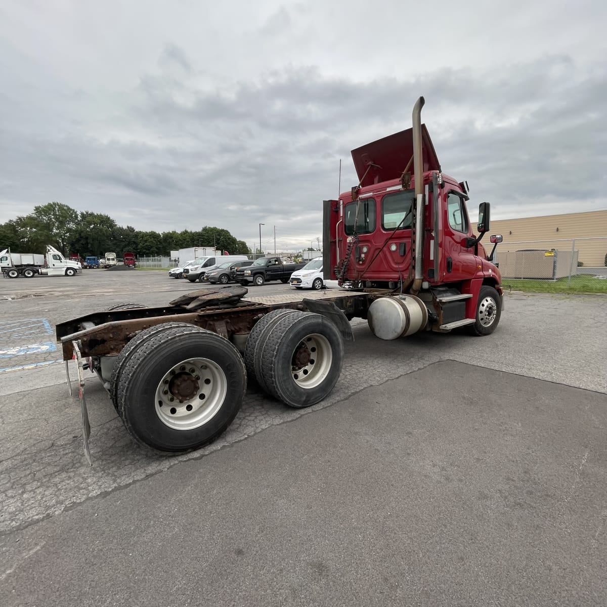 2017 Freightliner/Mercedes CASCADIA 125 673704