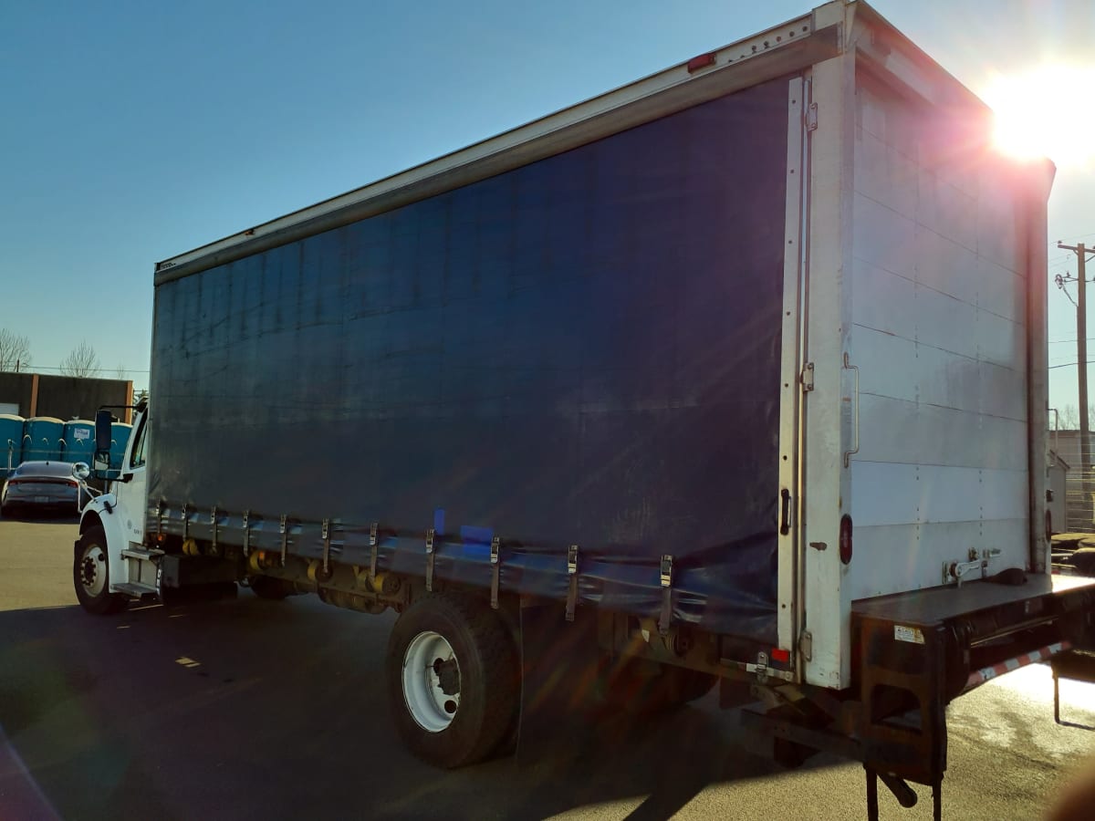 2017 Freightliner/Mercedes M2 106 673723