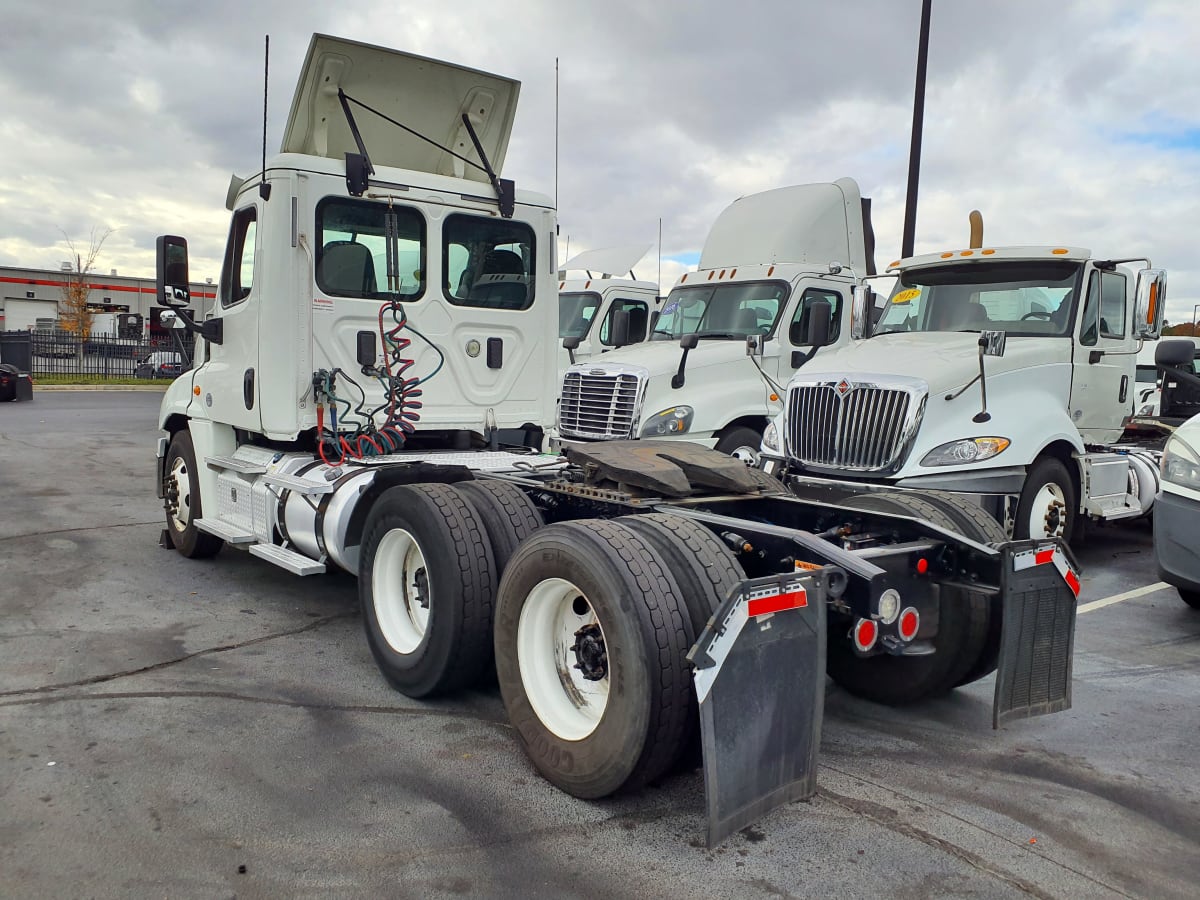 2017 Freightliner/Mercedes CASCADIA 125 673783