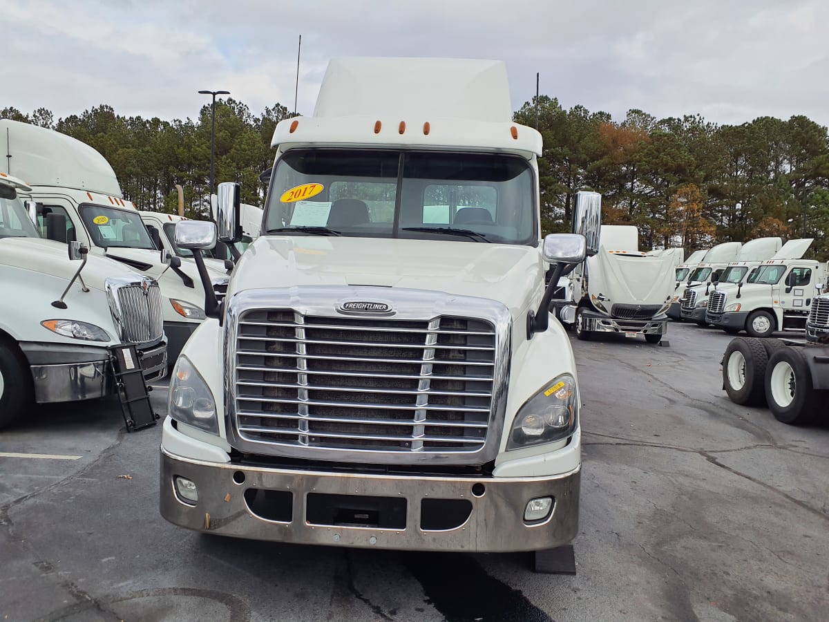 2017 Freightliner/Mercedes CASCADIA 125 673783