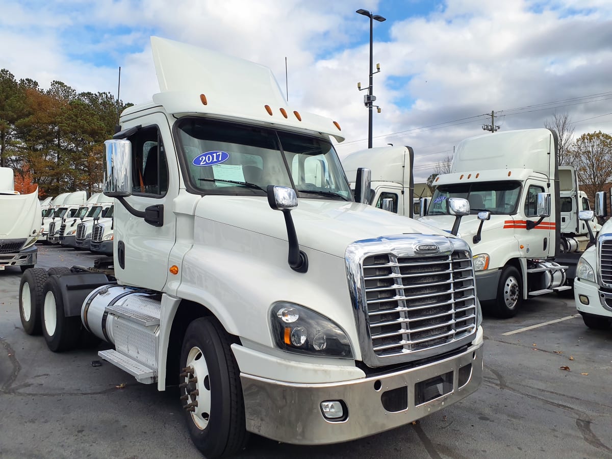 2017 Freightliner/Mercedes CASCADIA 125 673784