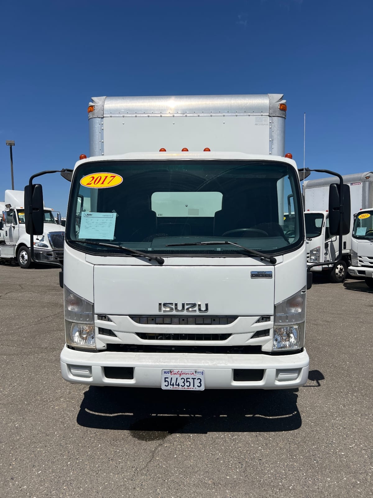 2017 Isuzu NPR 673864