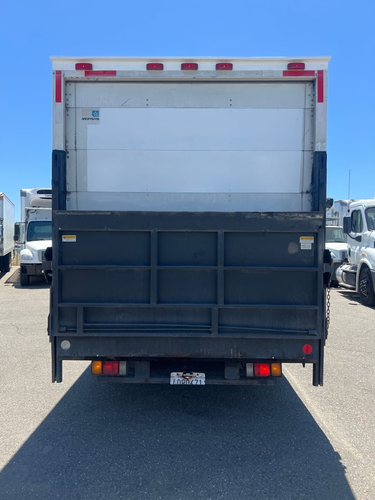 2017 Isuzu NPR 673865