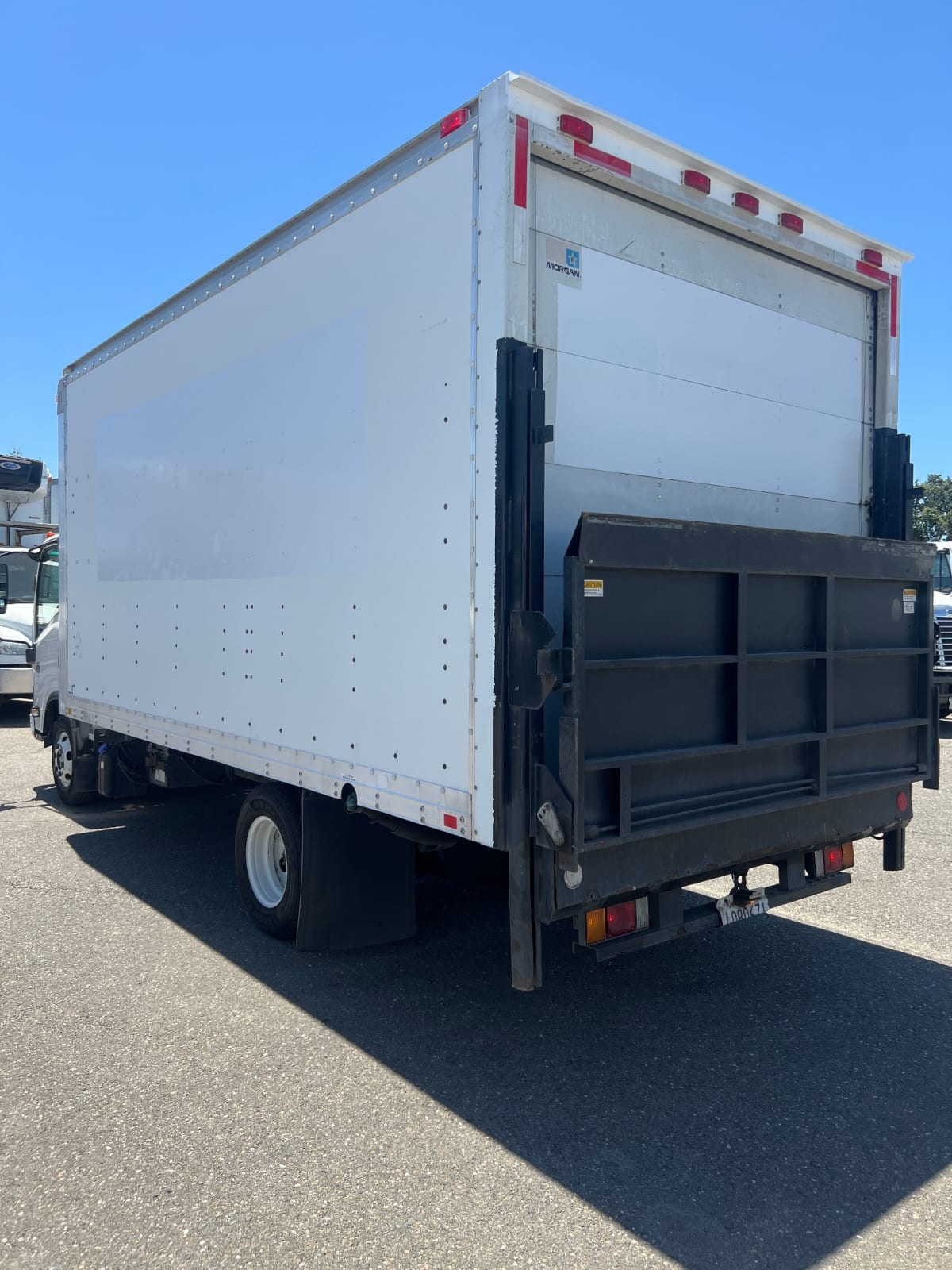 2017 Isuzu NPR 673865