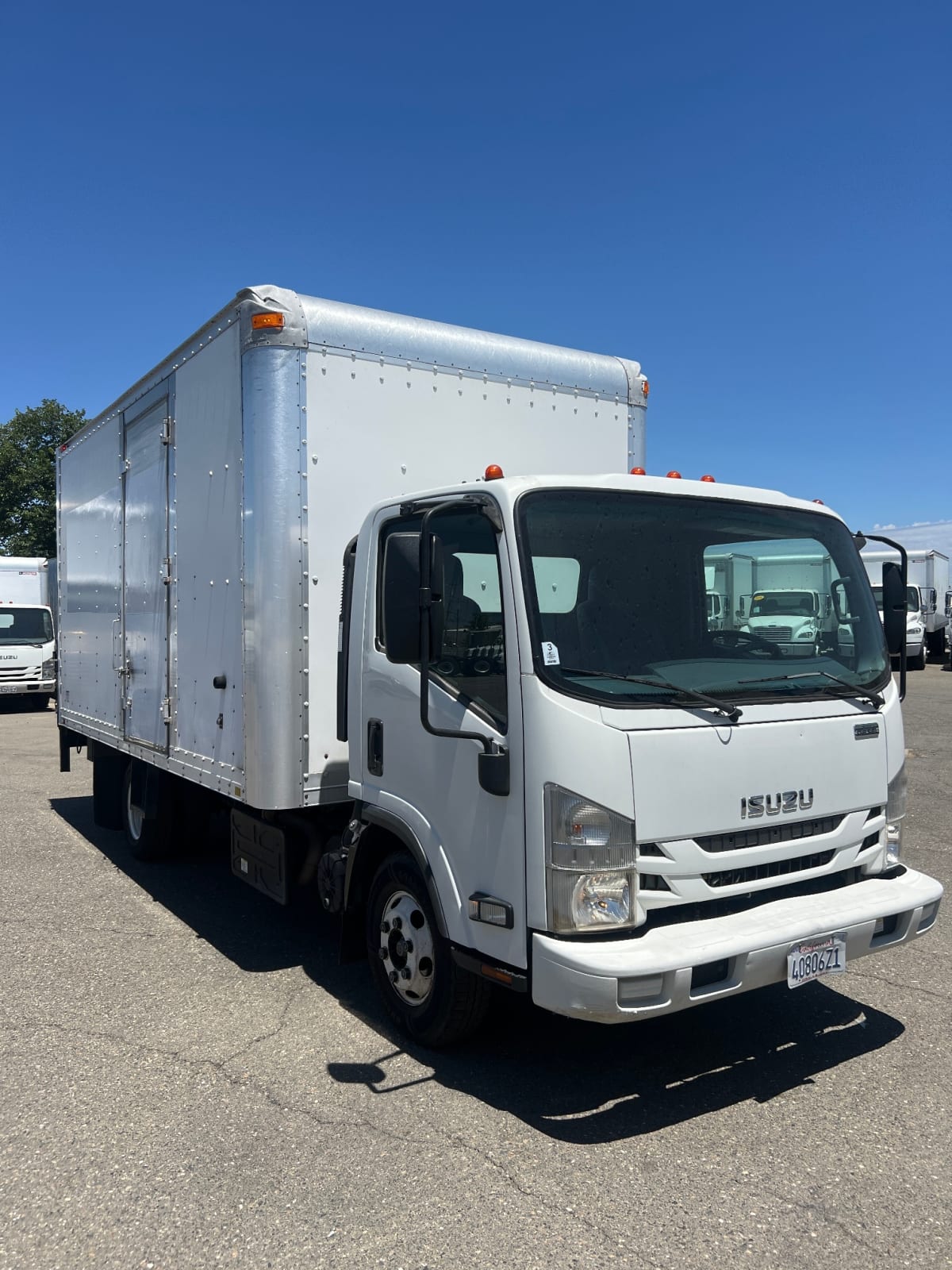 2017 Isuzu NPR 673865