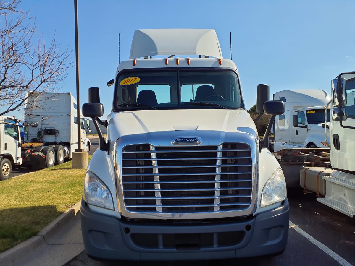 2017 Freightliner/Mercedes CASCADIA 125 673920