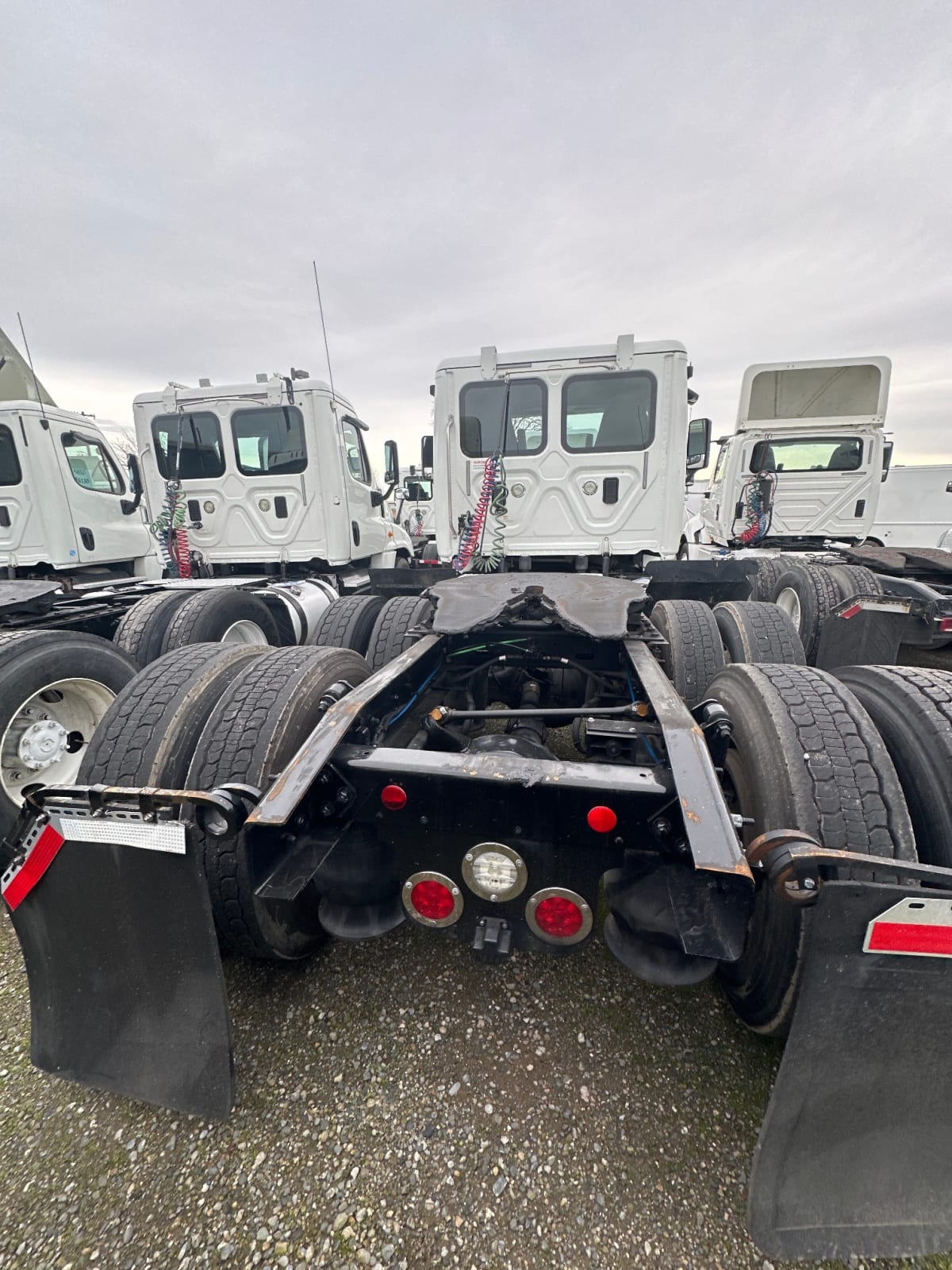 2017 Freightliner/Mercedes CASCADIA 125 673921