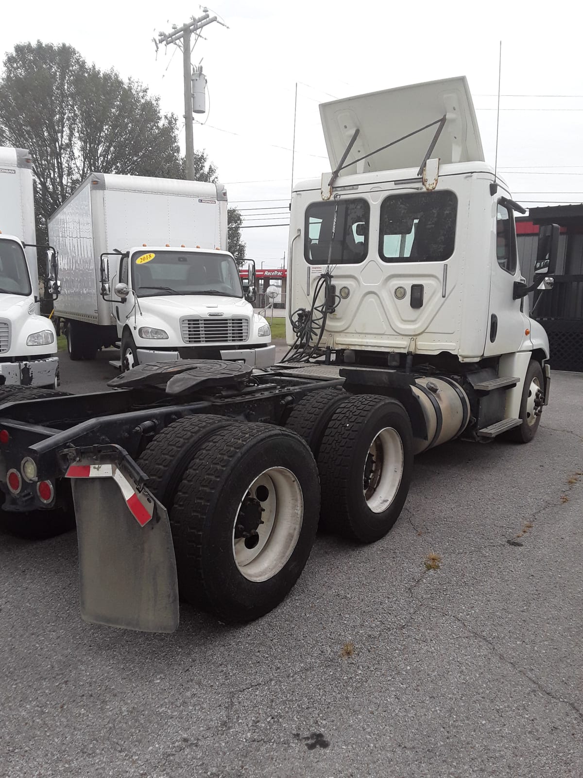 2017 Freightliner/Mercedes CASCADIA 125 673952