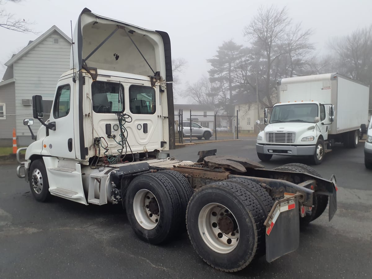 2017 Freightliner/Mercedes CASCADIA 125 673996