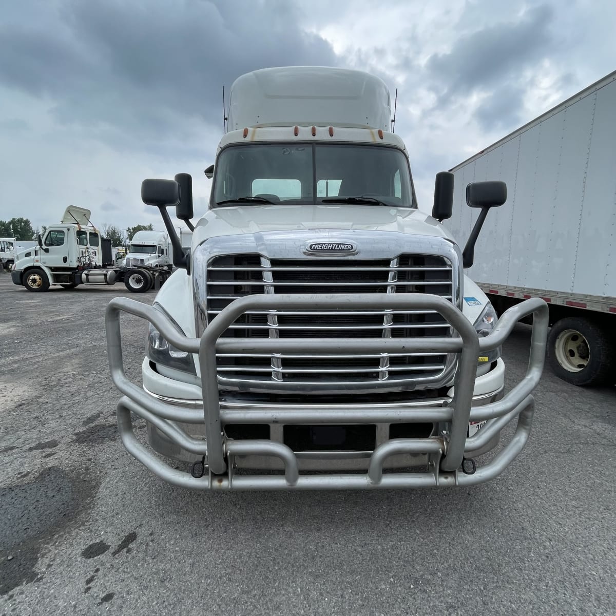 2017 Freightliner/Mercedes CASCADIA 125 673998