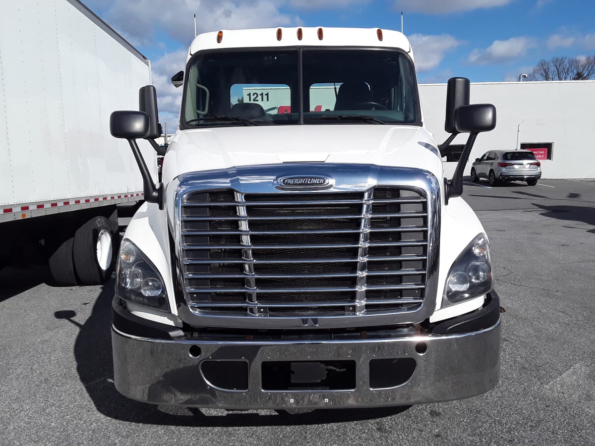 2017 Freightliner/Mercedes CASCADIA 125 674004