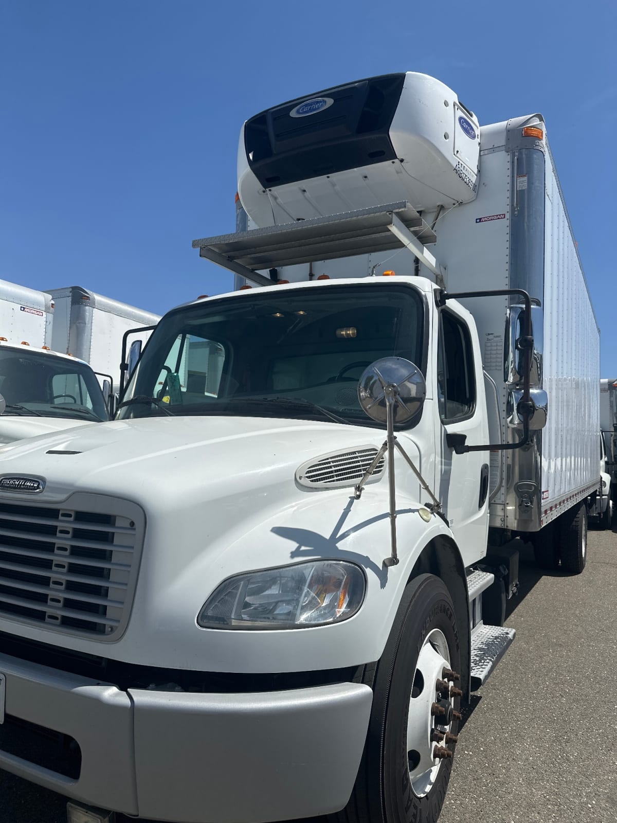 2017 Freightliner/Mercedes M2 106 674018