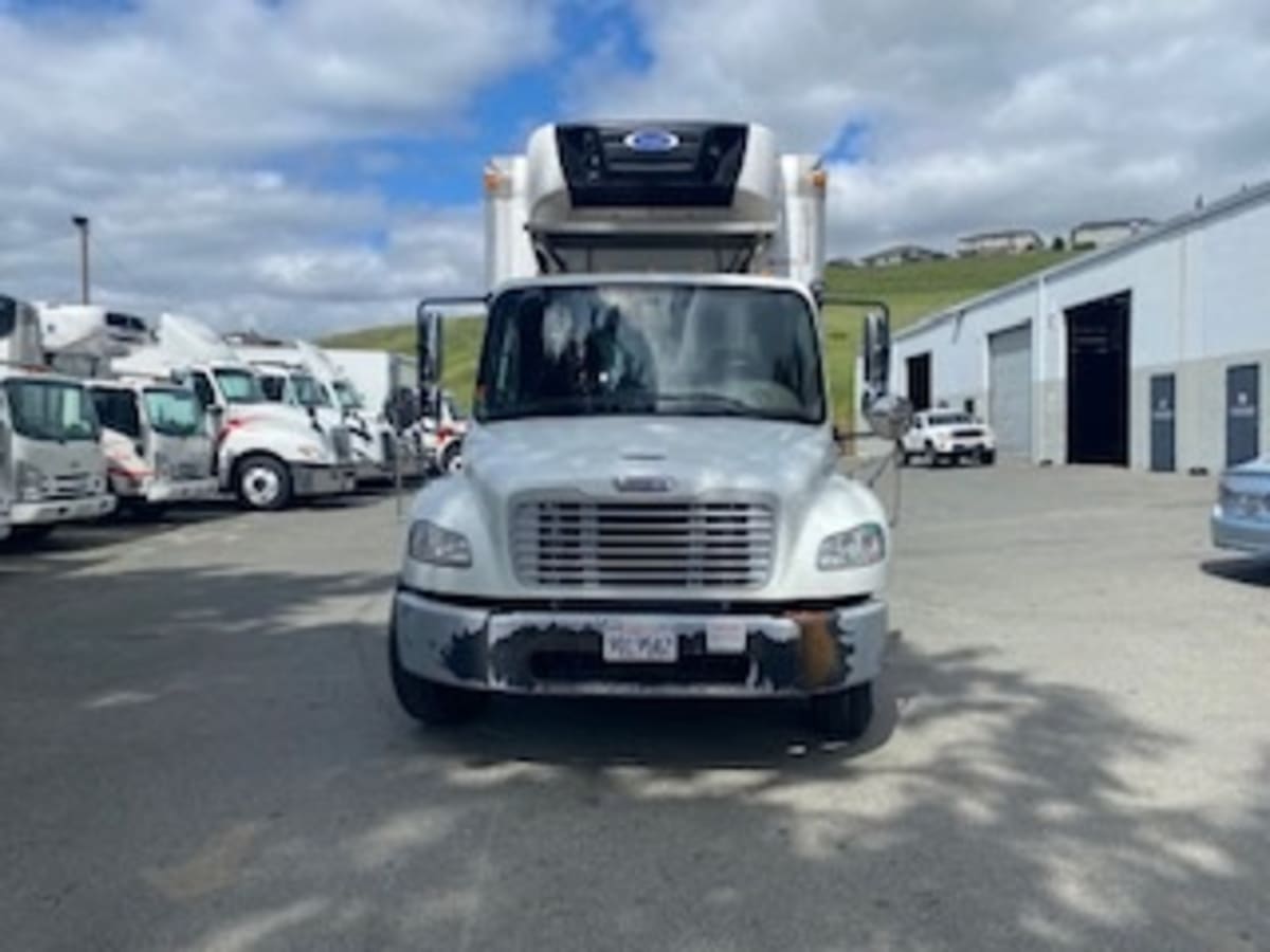 2017 Freightliner/Mercedes M2 106 674035